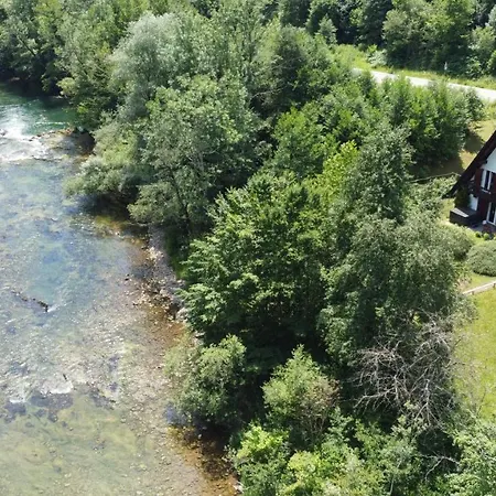 Riverside * ديلنايس