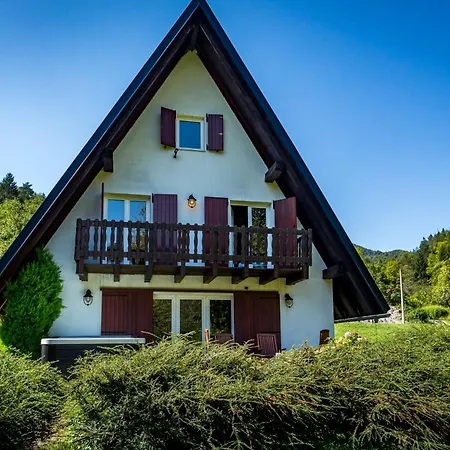 Riverside Chalet *