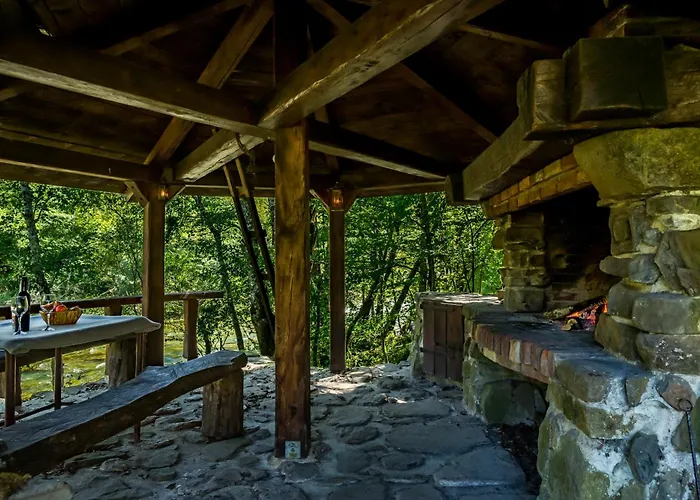 Chalet Riverside