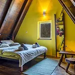 Riverside Chalet *