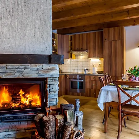 Riverside Chalet *